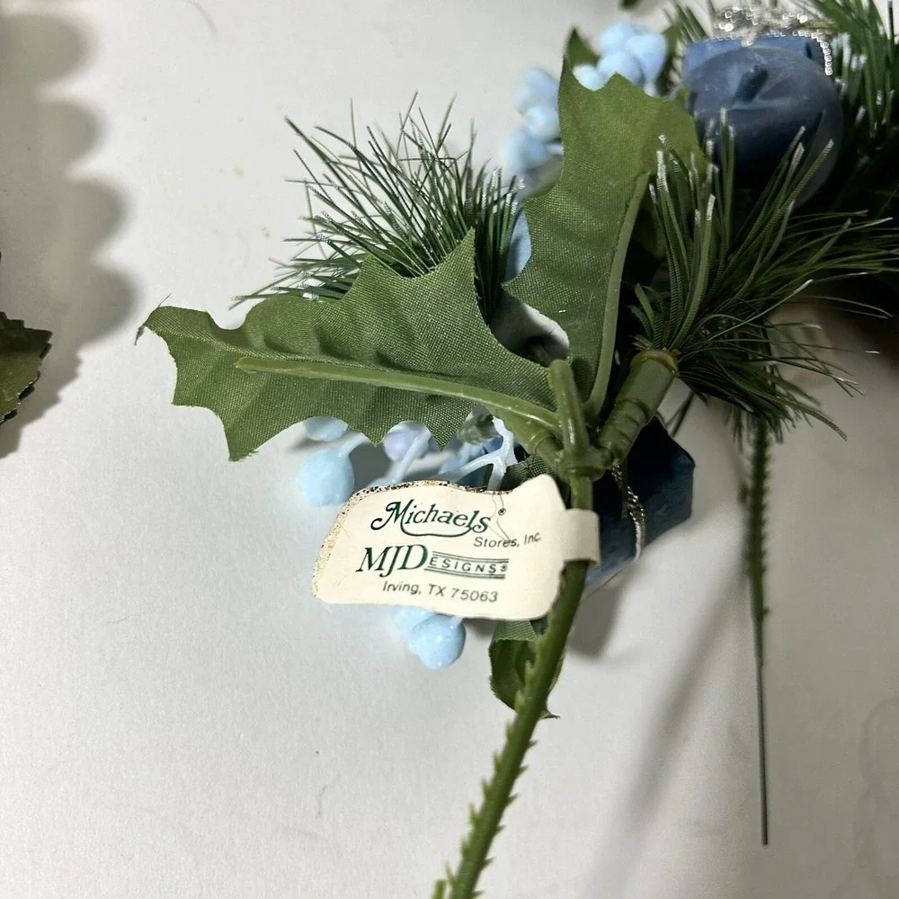 Lot of 8 Vintage Christmas Floral‎ Stems Michaels Decor Winter Holiday Greenery